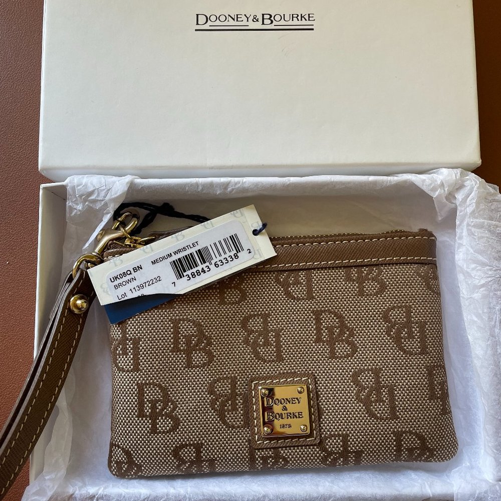 Dooney & Bourke Medium Wristlet